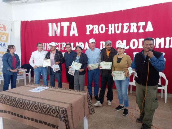 El intendente Ruiz encabezó en Clodomira el lanzamiento de la campaña otoño-invierno del Pro Huerta 